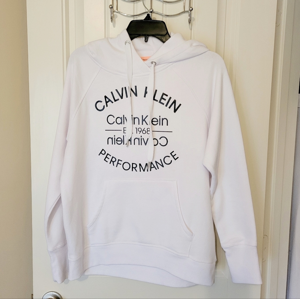 NWOT White Plush Calvin Klein Performance Hoodie